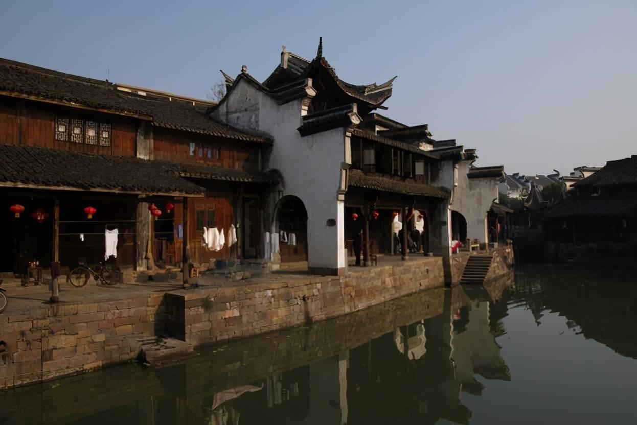 混合喂养的宝宝脾胃不好，容易积食，这是怎么回事？